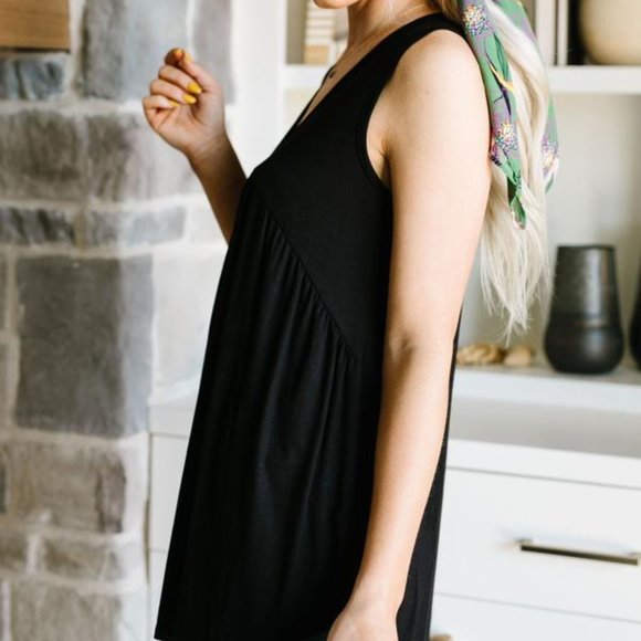 Bamboo Babydoll V-Neck Tank In Black - Picture 3 of 5